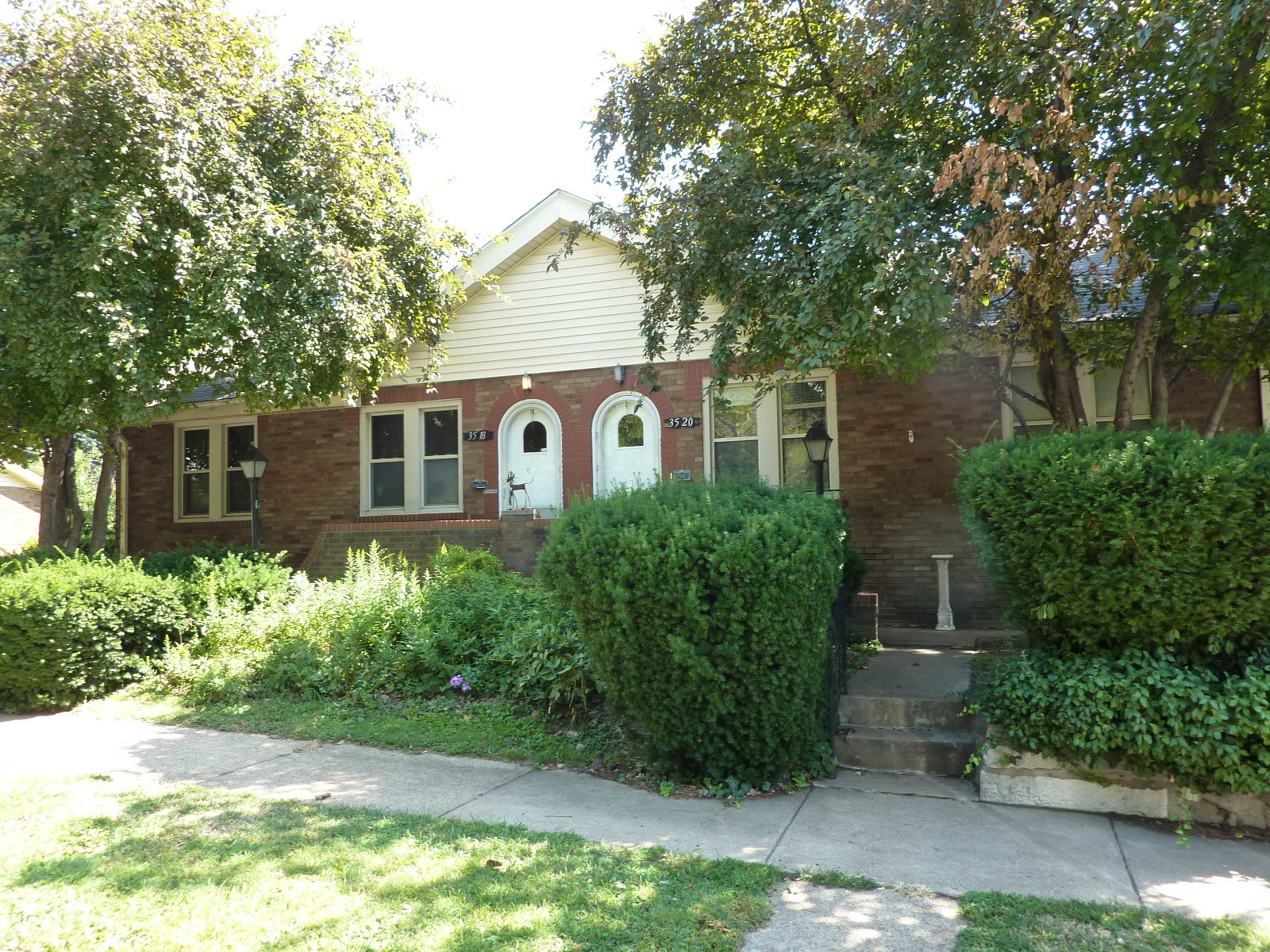 Another Listing SOLD in St Louis October 20, 2017!